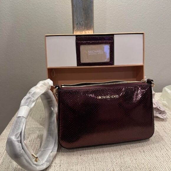 Michael Kors Oxblood Rouge Sombre Crossbody & Card Wallet Giftable Set - Picture 6 of 10